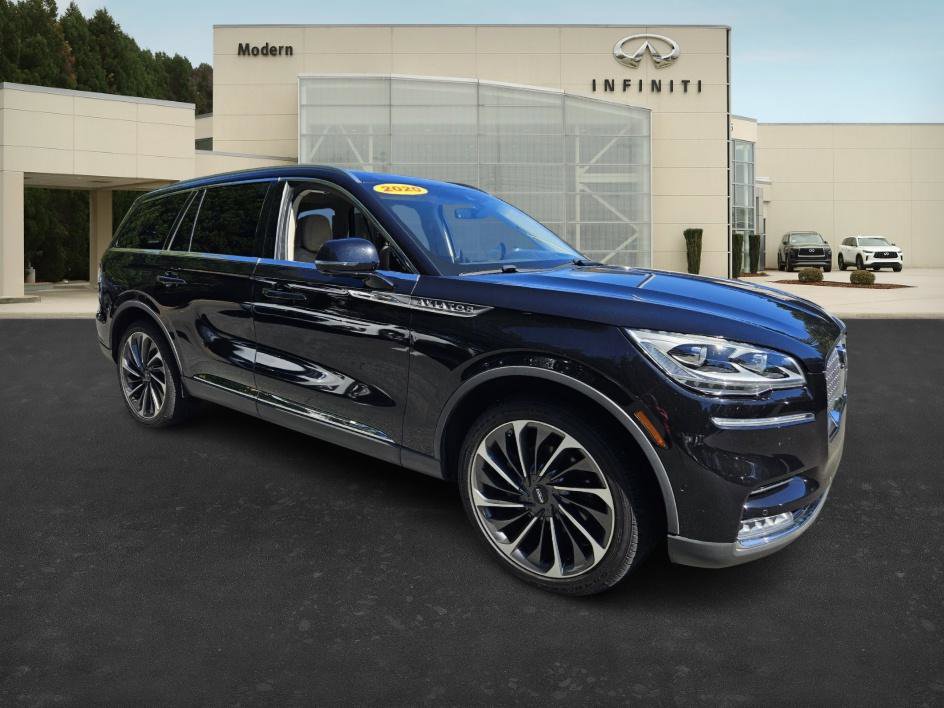 2020 Lincoln Aviator Reserve photo 2