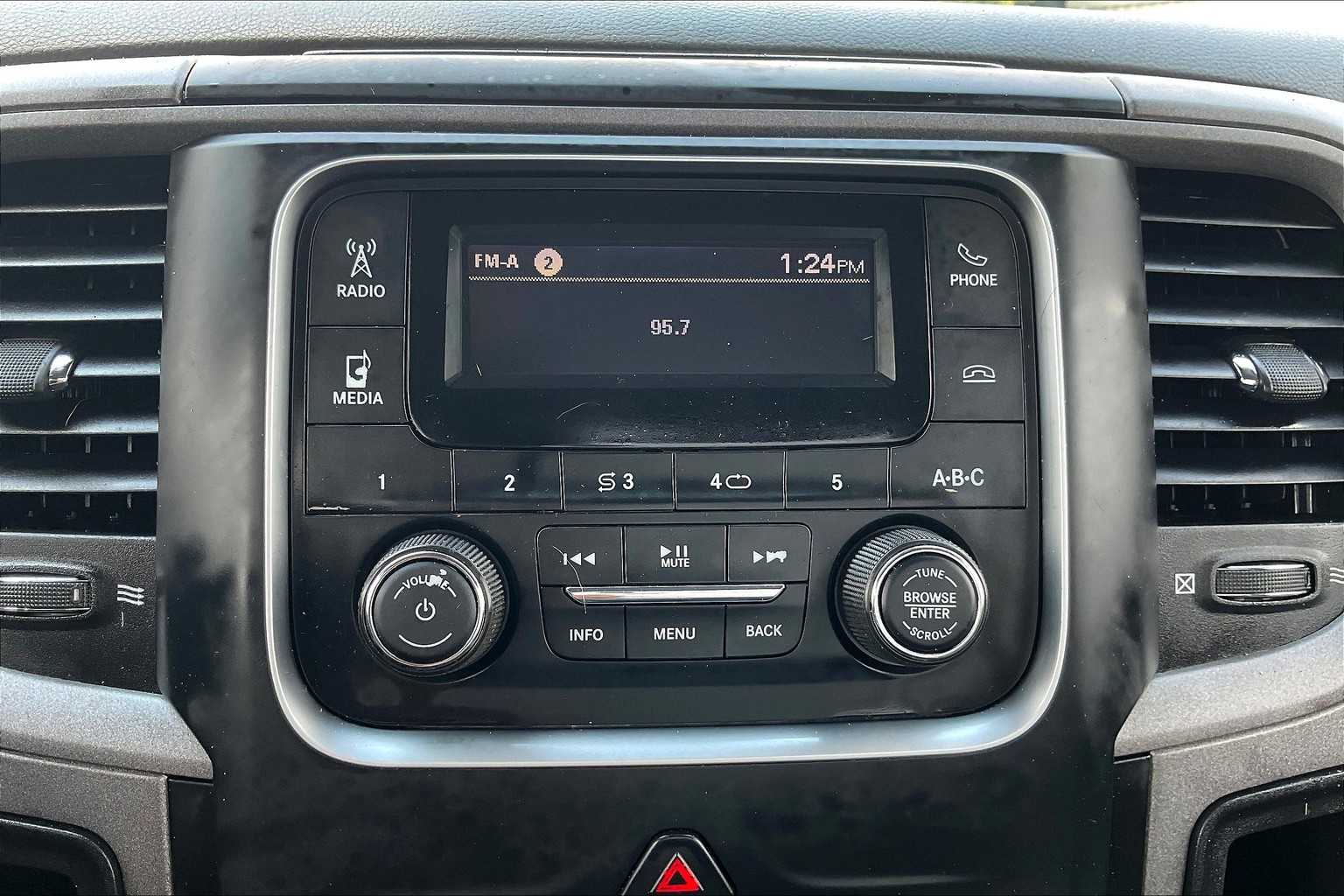 2018 Ram 2500 Tradesman photo 24