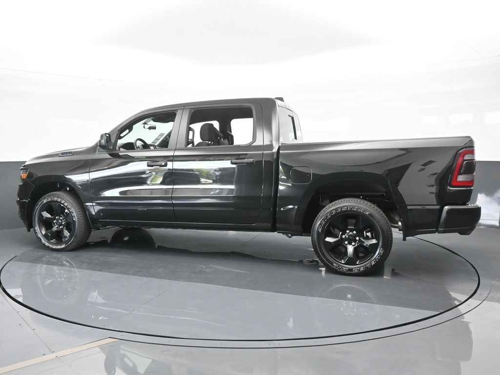 2024 Ram 1500 Tradesman photo 3