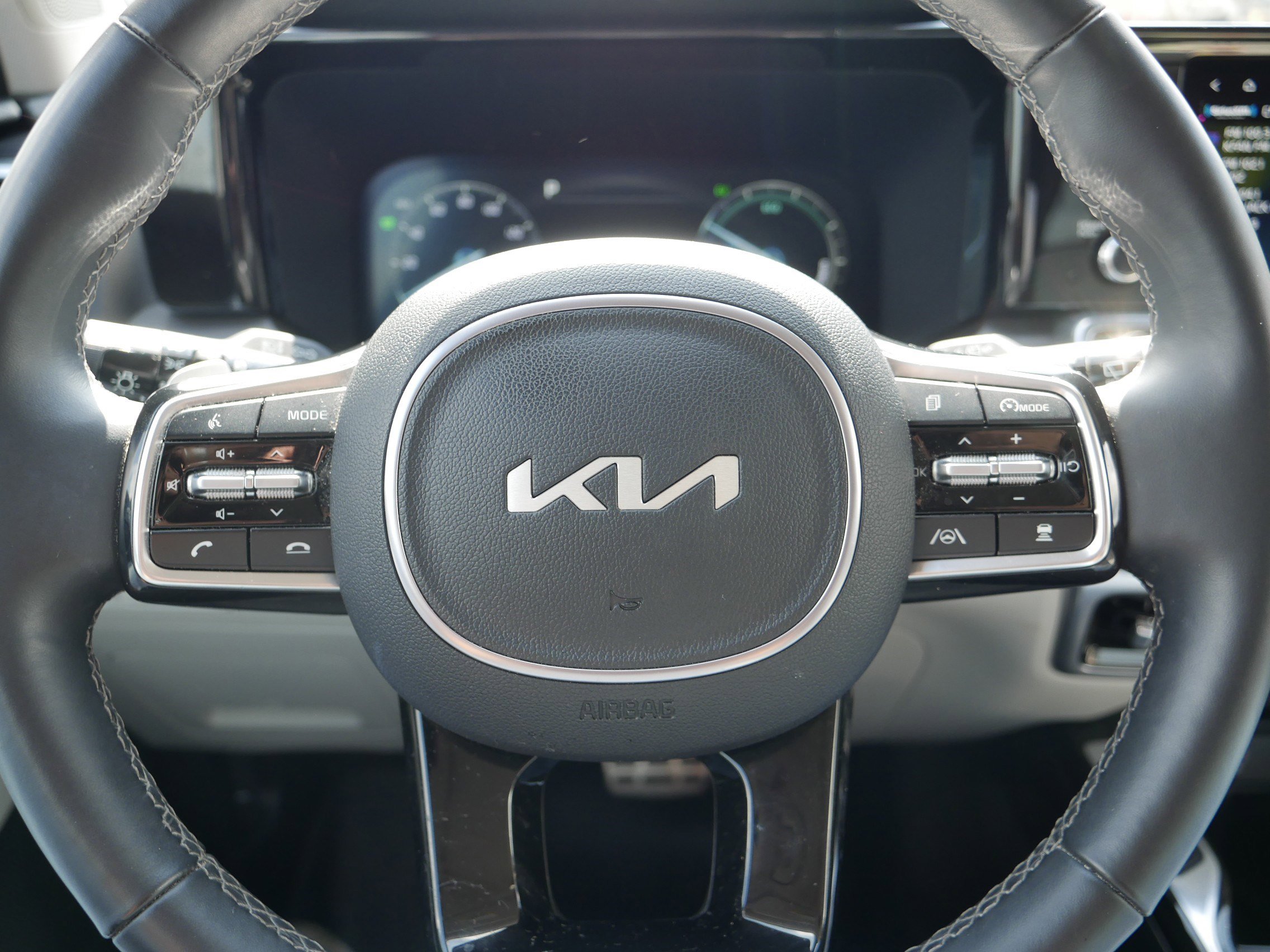 2024 Kia Sorento Plug-In Hybrid SX Prestige photo 24