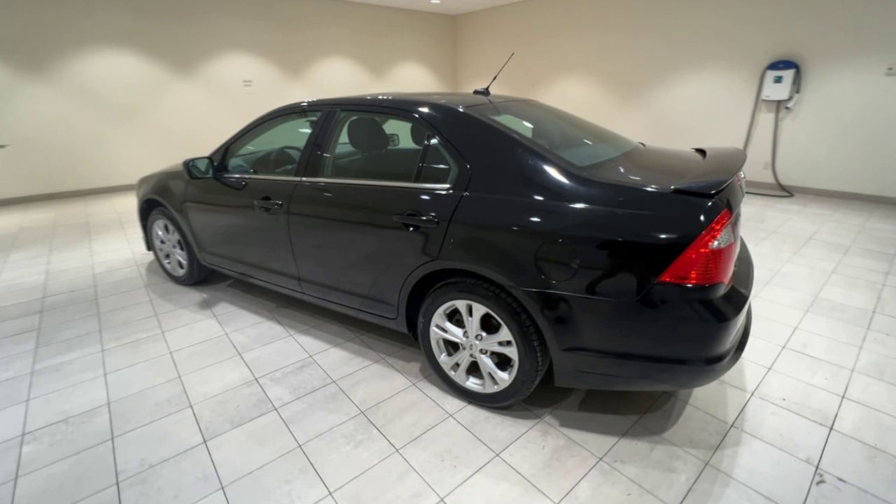 2012 Ford Fusion SE photo 35