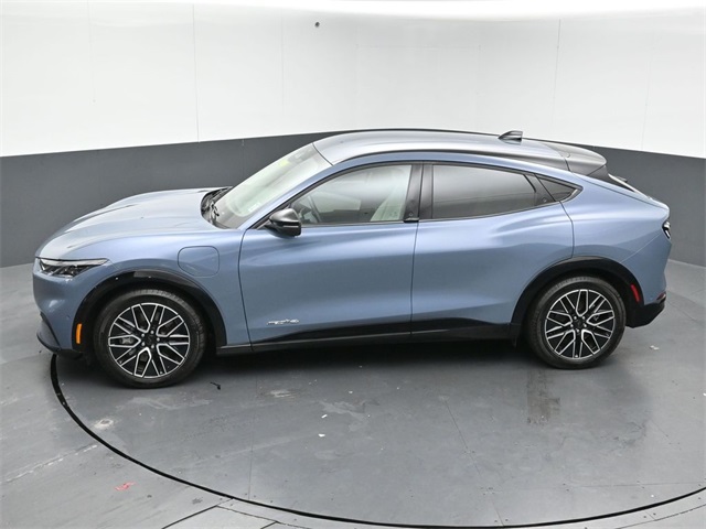 2024 FORD MUSTANG MACH-E - Image 47