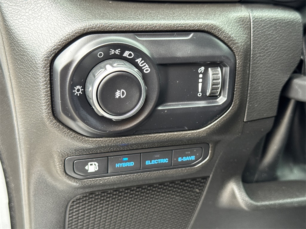 2023 Jeep Wrangler Base 4xe photo 27