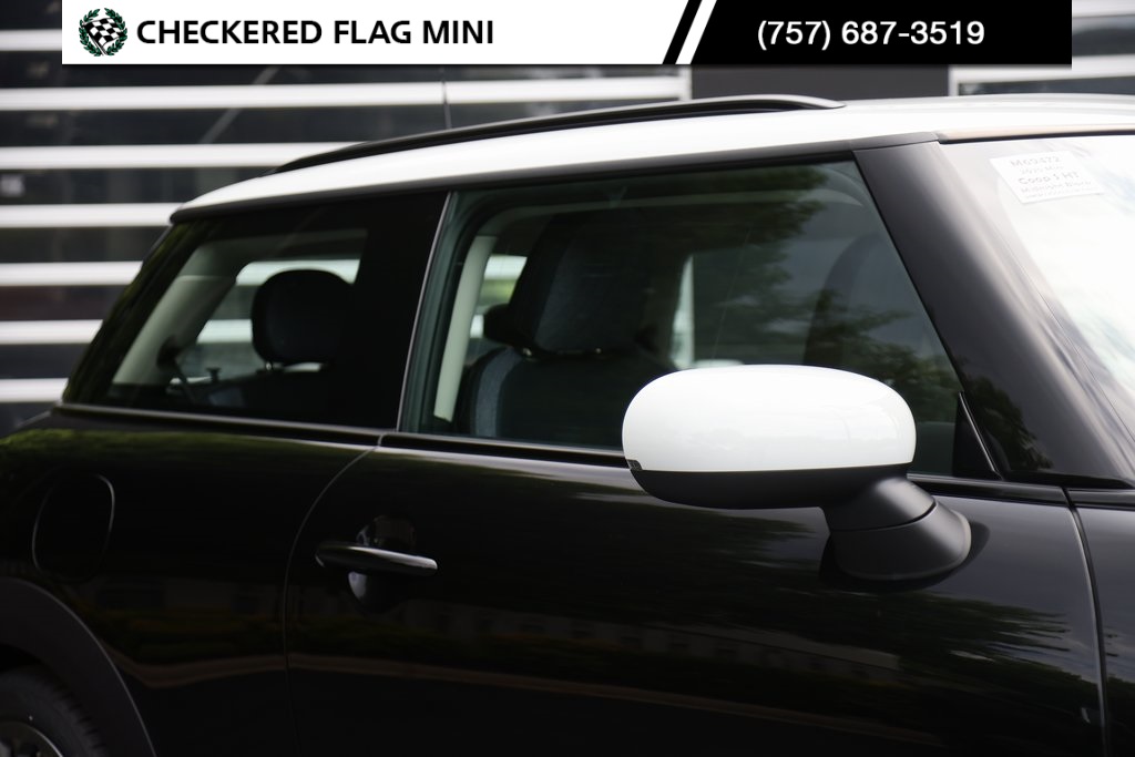 2025 Mini Cooper Hardtop S photo 6