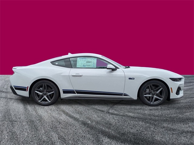 2025 Ford Mustang GT Premium photo 3