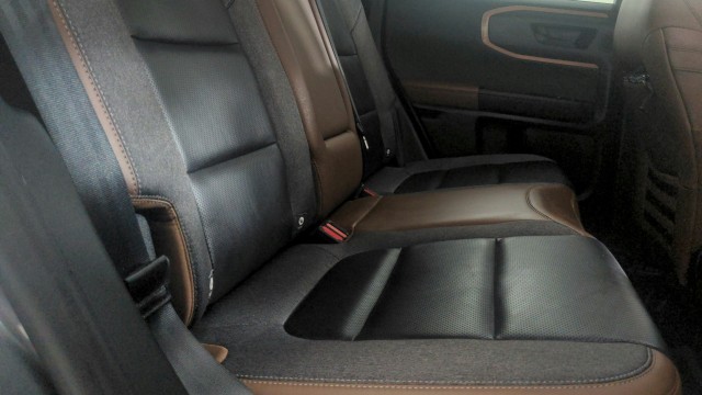 Used 2022  Ford Outer Banks image 29