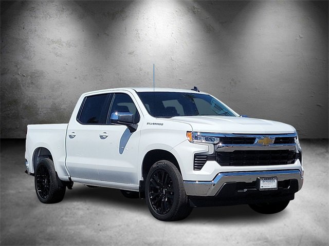 2025 Chevrolet Silverado 1500 LT photo 3