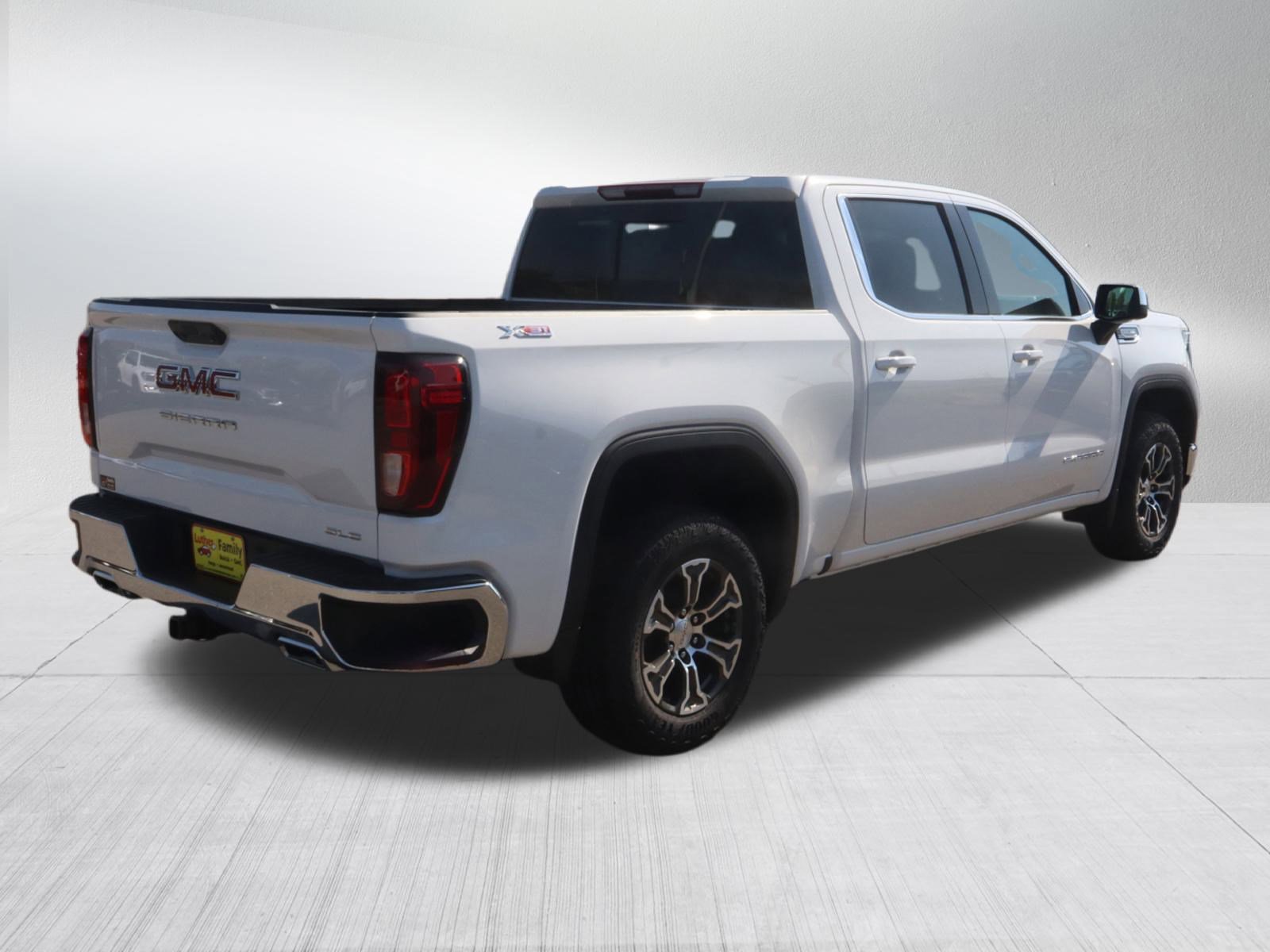 2026 Gmc Sierra 1500 SLE photo 7