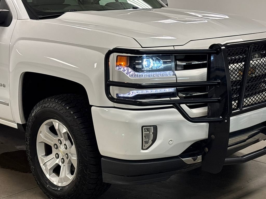 2017 Chevrolet Silverado 1500 LTZ photo 4