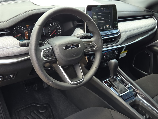 2025 Jeep Compass Sport photo 15
