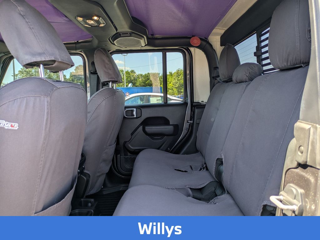 2022 Jeep Gladiator Willys photo 21