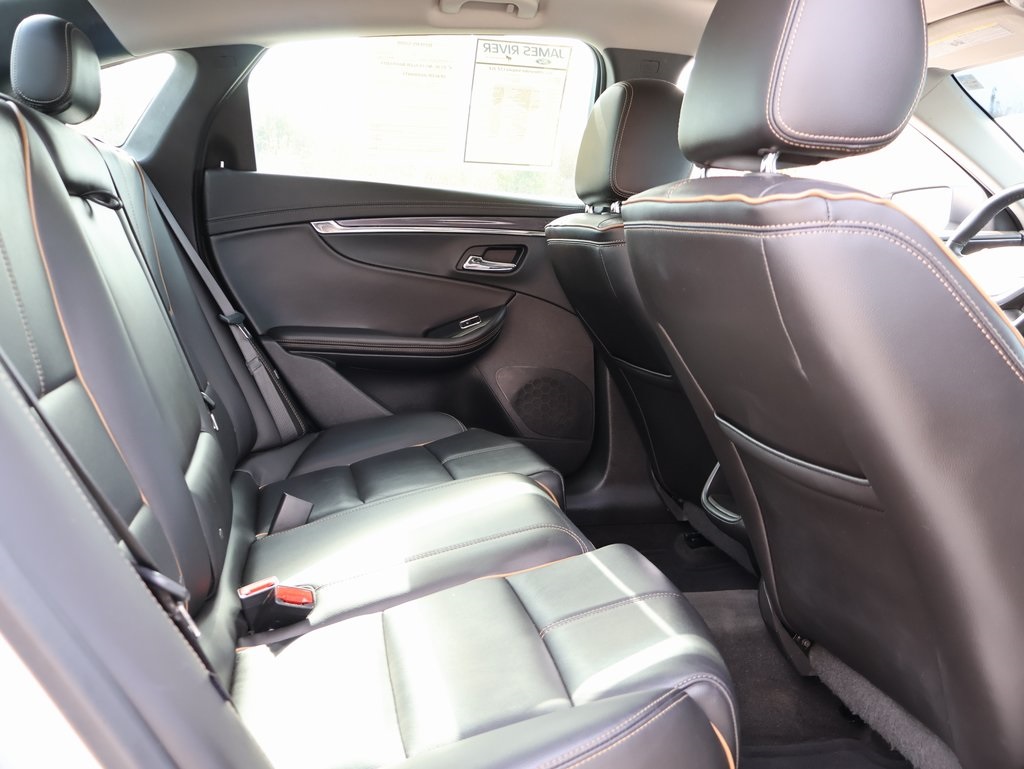2016 Chevrolet Impala LTZ photo 12