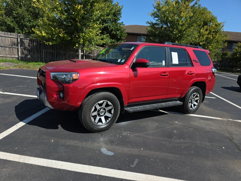 2020 Toyota 4Runner Off-Road's photo
