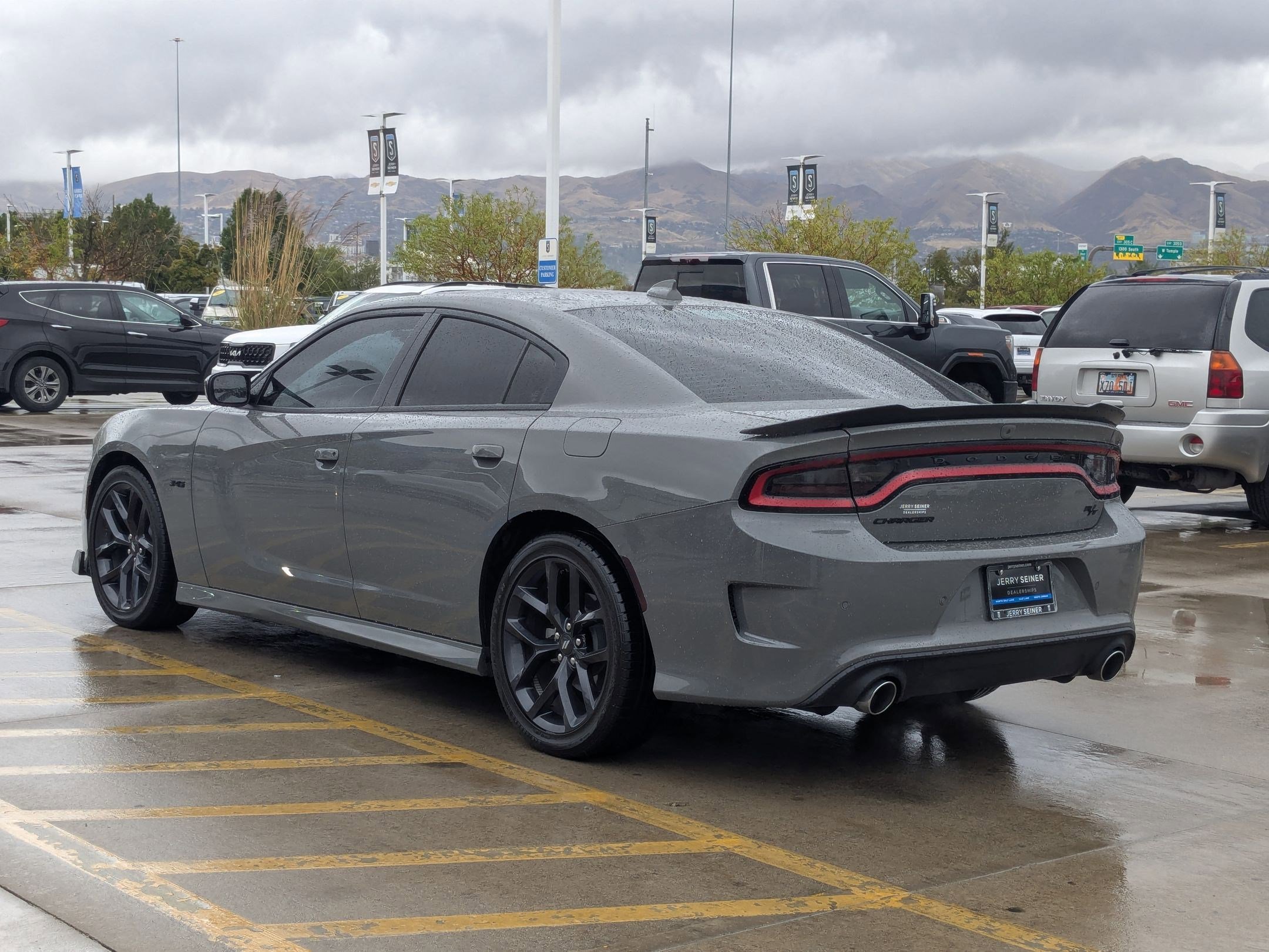 2023 Dodge Charger R/T photo 3