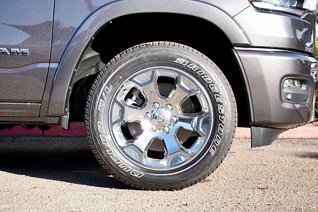 New 2026 Granite Crystal Metallic Clear-Coat Exterior Paint RAM Big Horn/Lone Star image 8