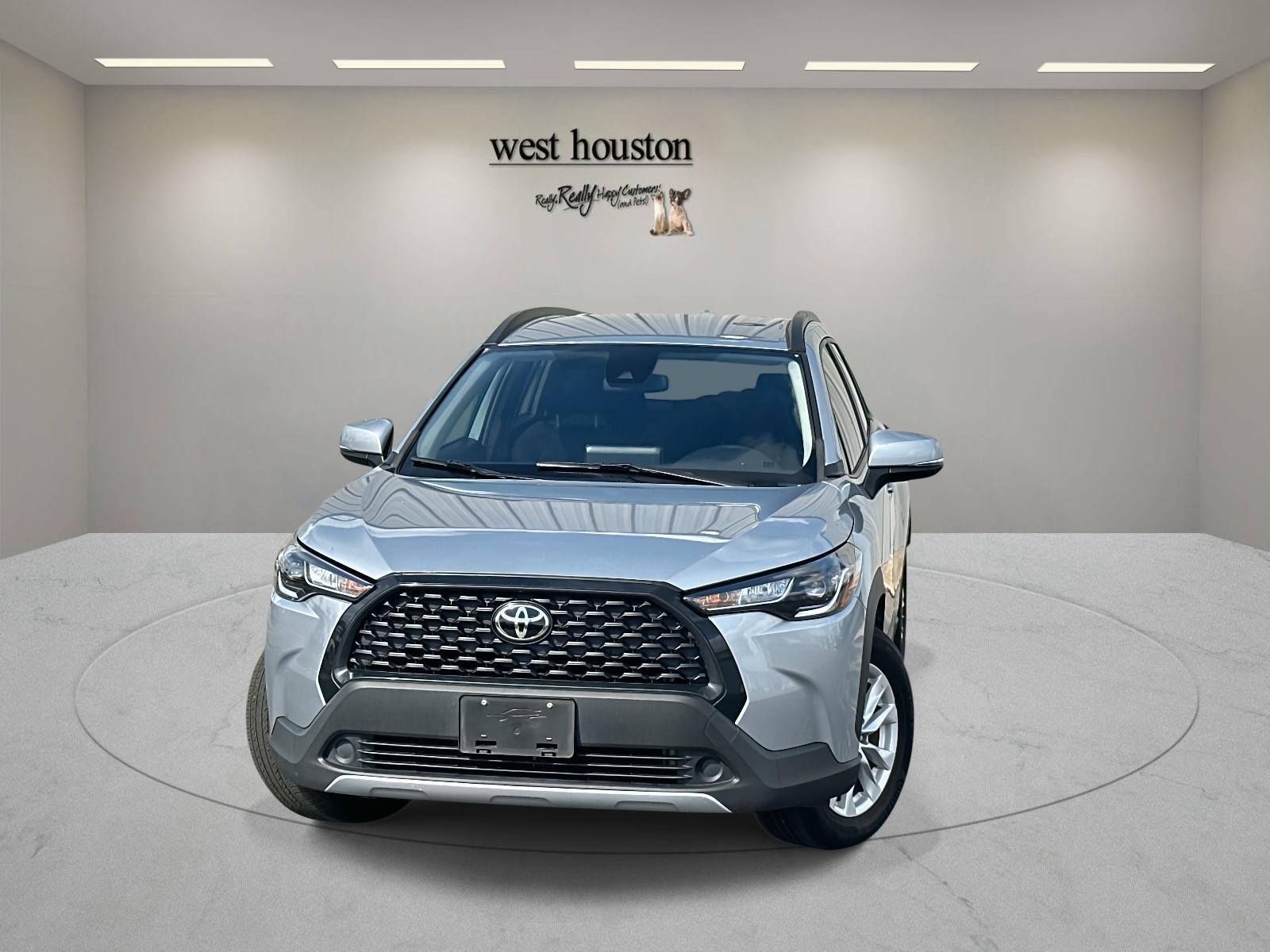 2022 Toyota Corolla Cross LE