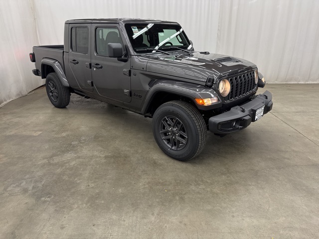 2025 Jeep Gladiator Sport S's photo
