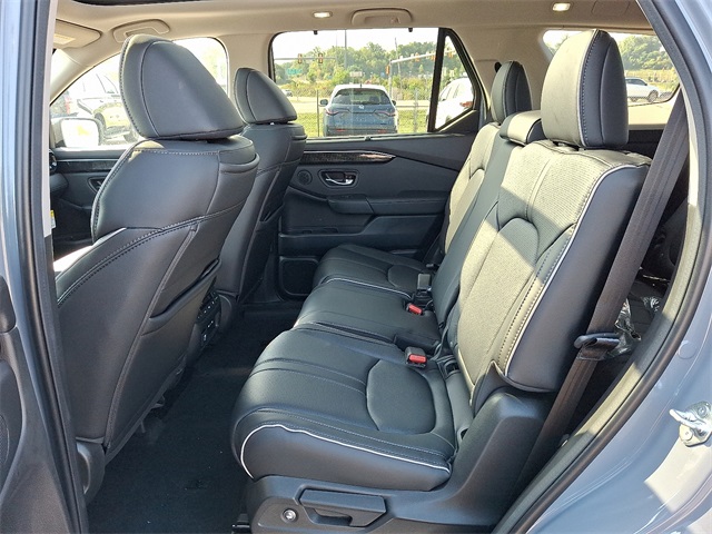 2025 Honda Pilot Elite photo 17