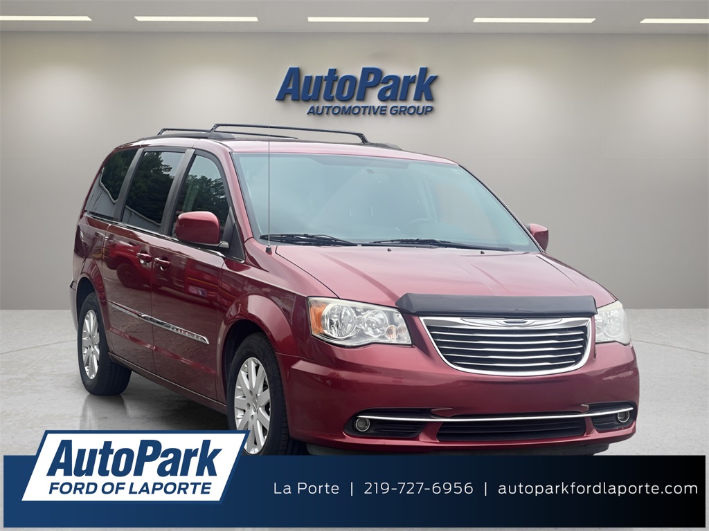 2016 Chrysler Town & Country Touring