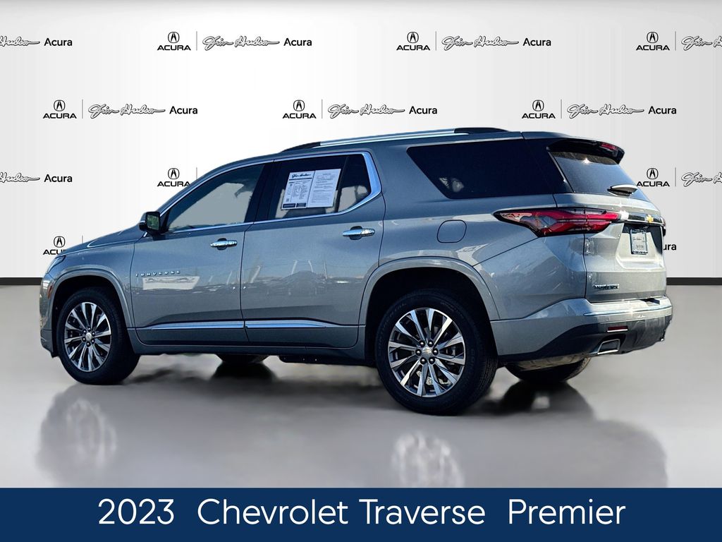 2023 Chevrolet Traverse Premier photo 4