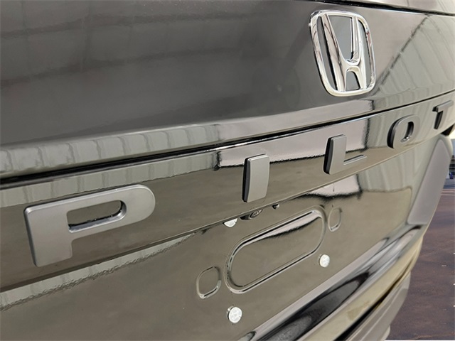 2025 Honda Pilot EX-L photo 4