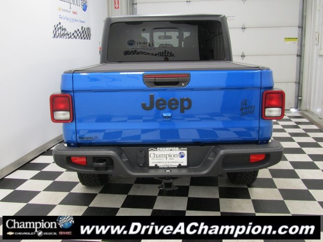 2021 Jeep Gladiator Willys photo 11