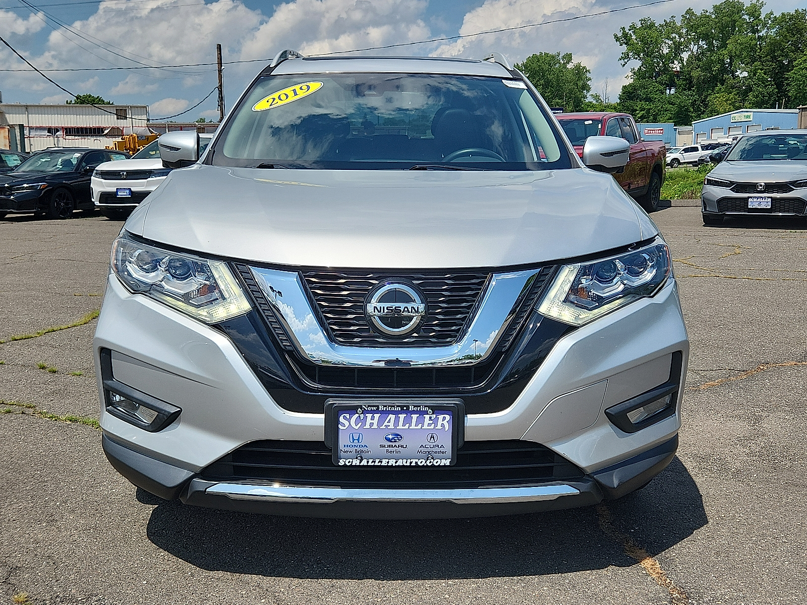Used 2019 Nissan Rogue SL with VIN 5N1AT2MV2KC717610 for sale in New Britain, CT