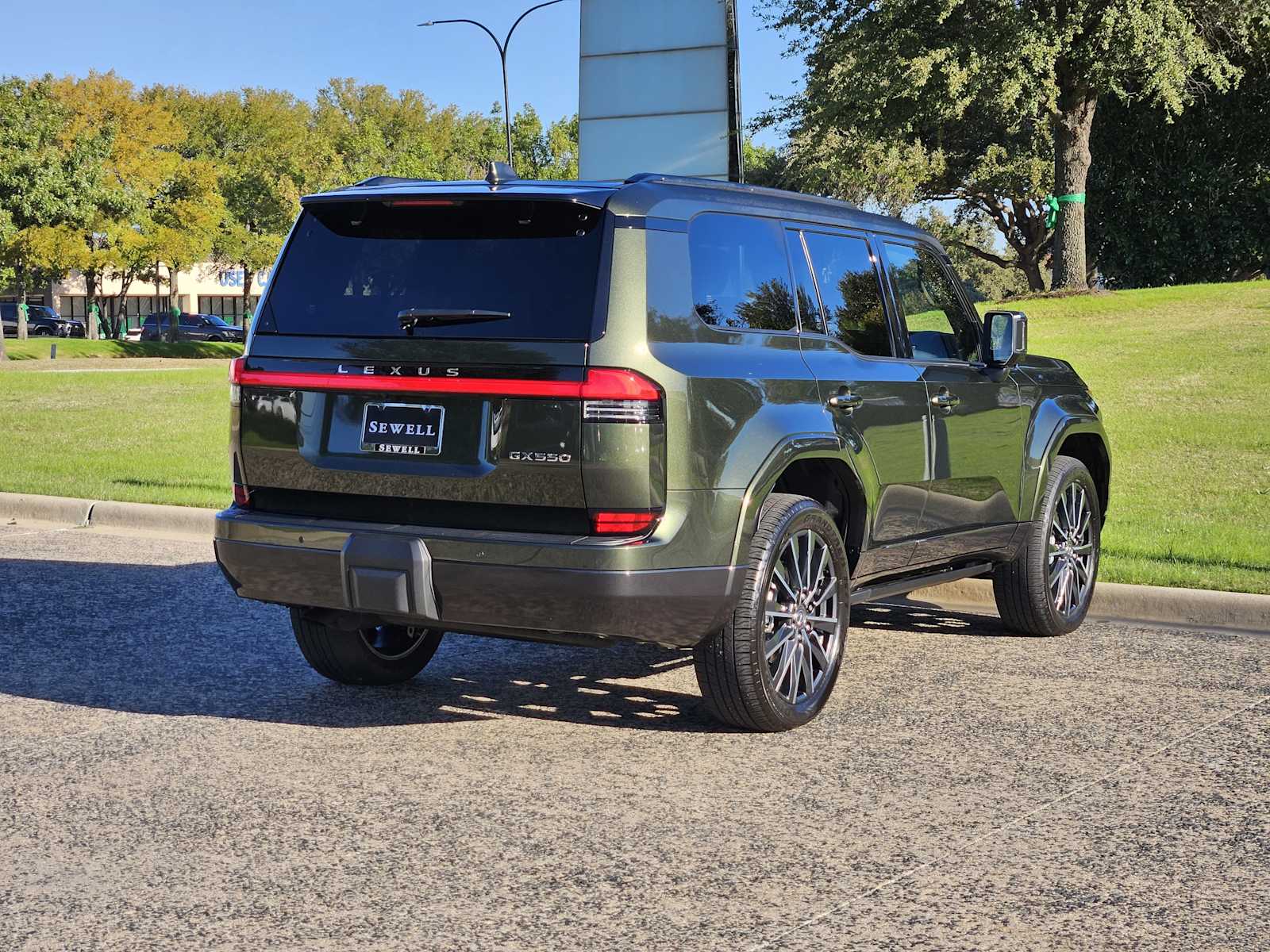 2025 Lexus GX 550 Luxury photo 4