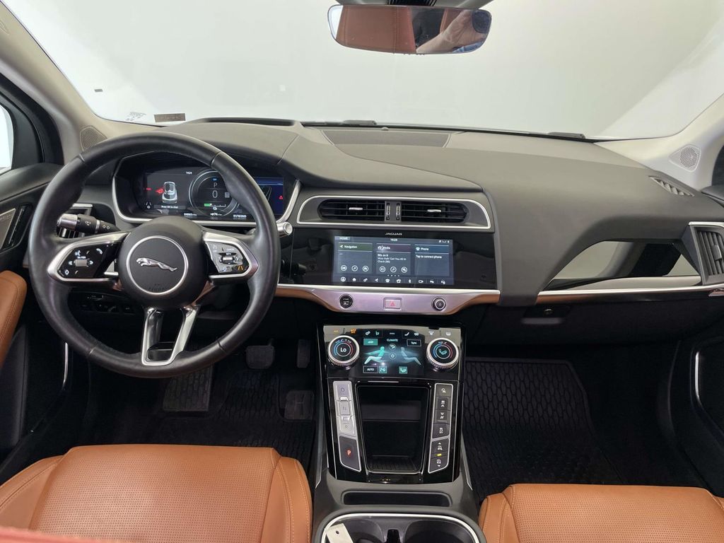 2020 Jaguar I-PACE HSE photo 24