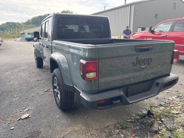 2025 Jeep Gladiator Sport S photo 6