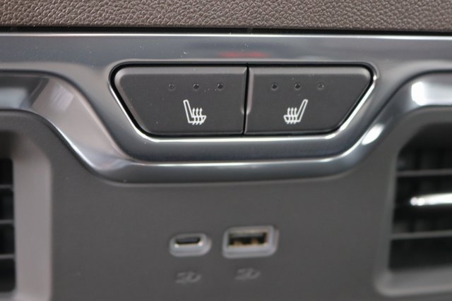 2025 Gmc Sierra 3500 HD Denali photo 13