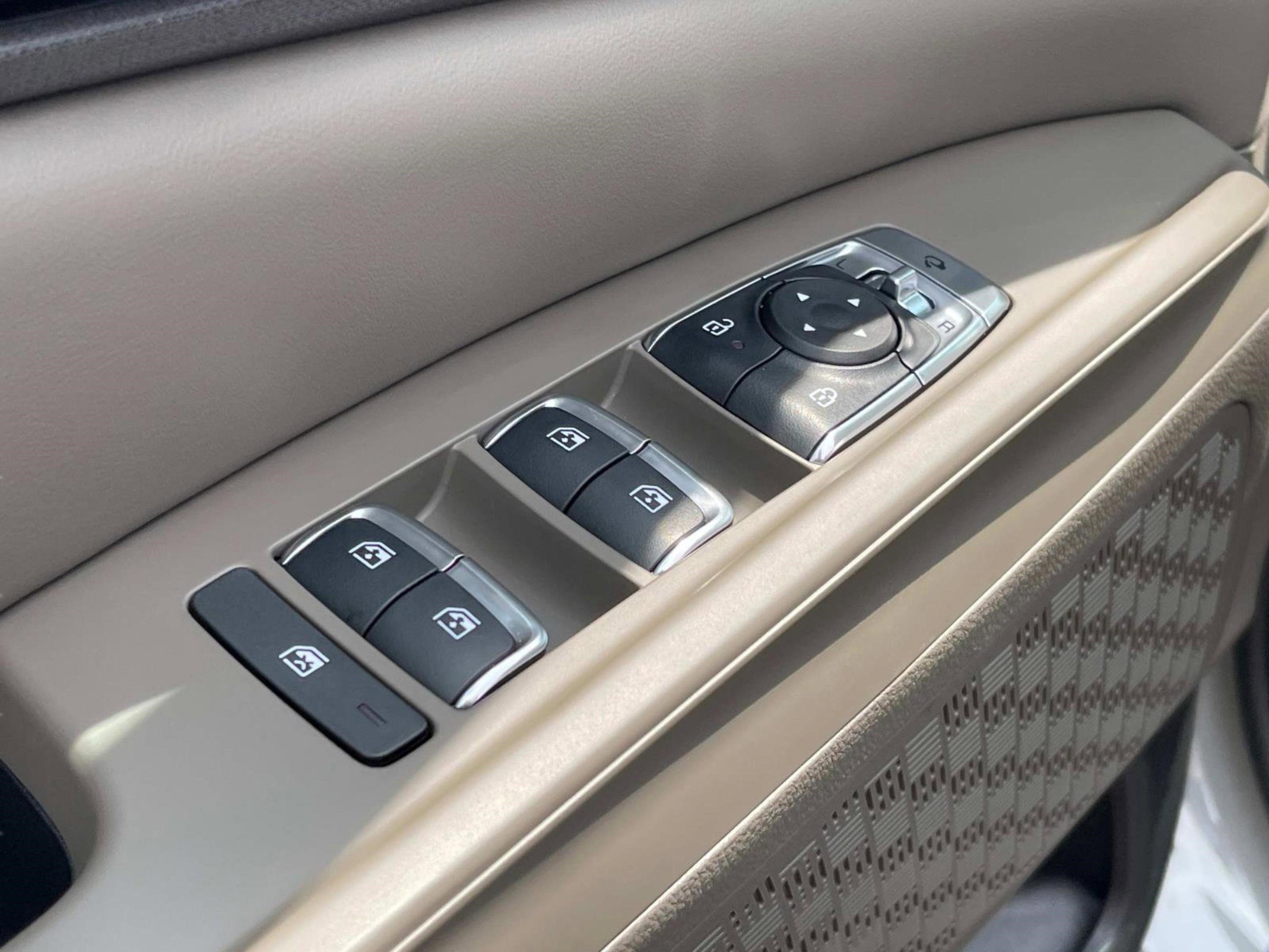 2026 Kia Carnival EX photo 18