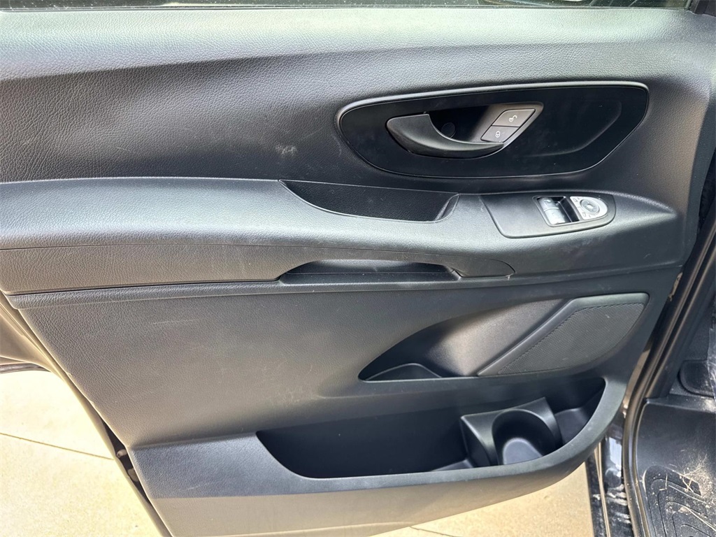 2018 Mercedes Benz Metris Passenger photo 19
