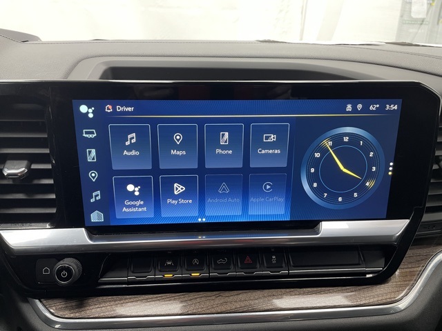 2023 Chevrolet Silverado 1500 photo 3