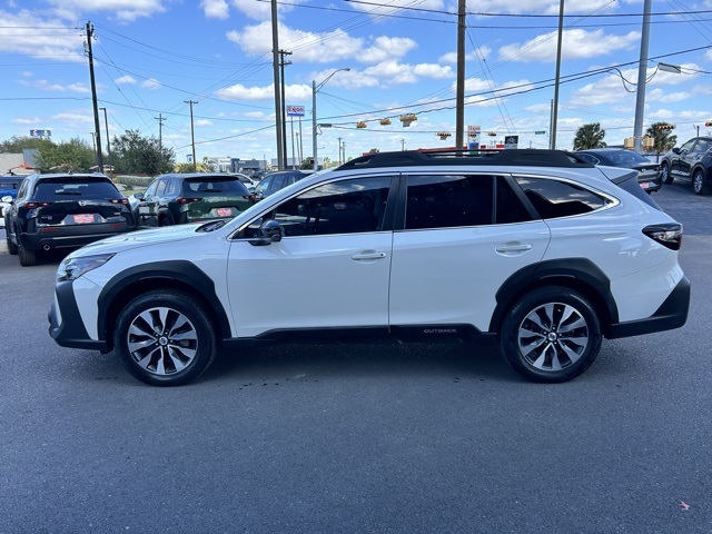 2023 Subaru Outback Limited photo 4