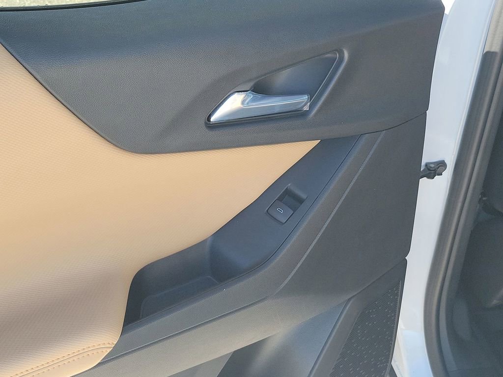 2026 Chevrolet Equinox ACTIV photo 42