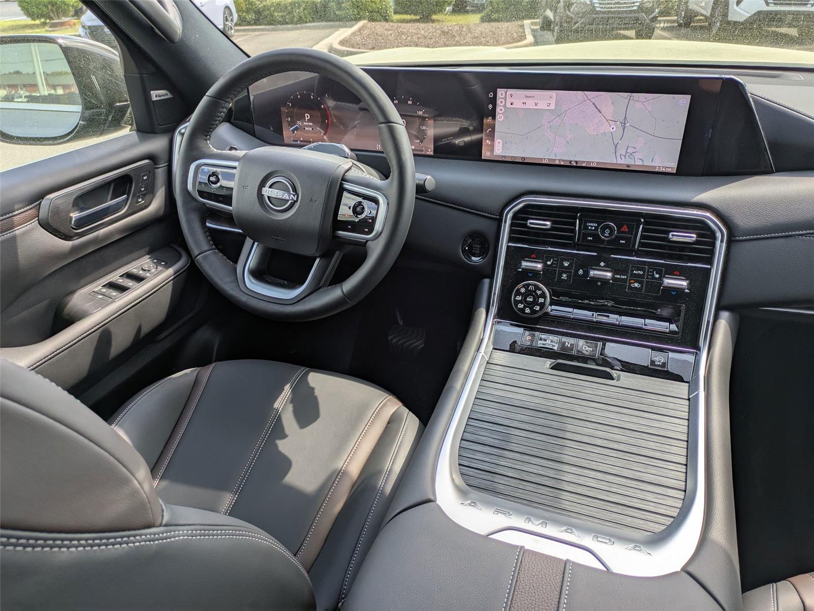 2025 Nissan Armada SL photo 27