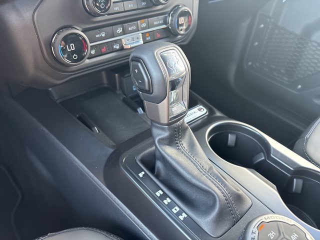 2025 Ford Bronco Outer Banks photo 27