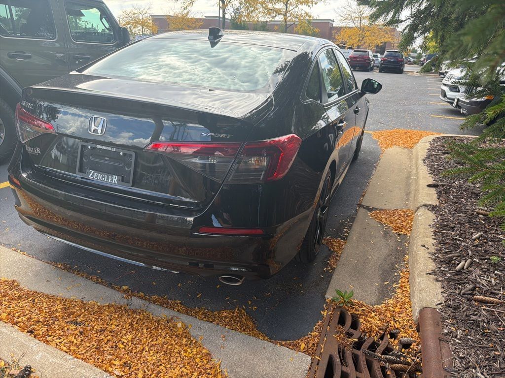 2023 Honda Civic Sport photo 3