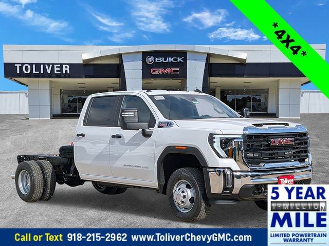 2026 GMC Sierra 3500 Chassis Cab Pro's photo