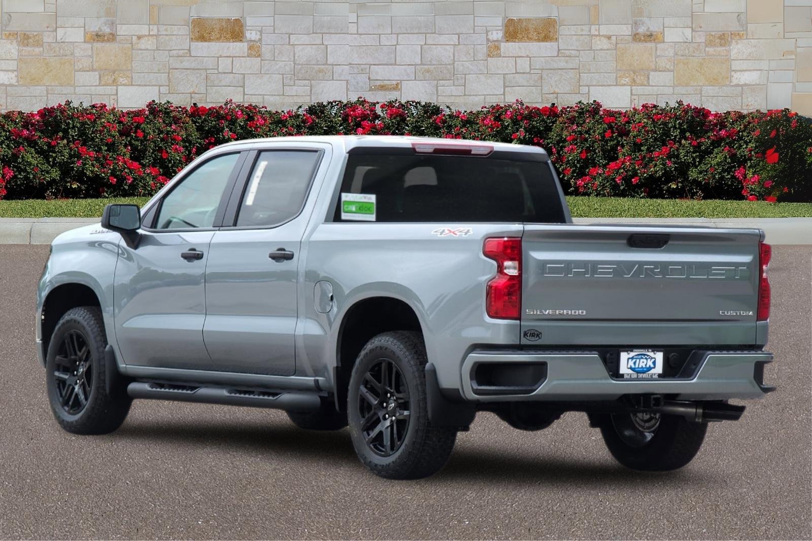2026 Chevrolet Silverado 1500 Custom photo 5