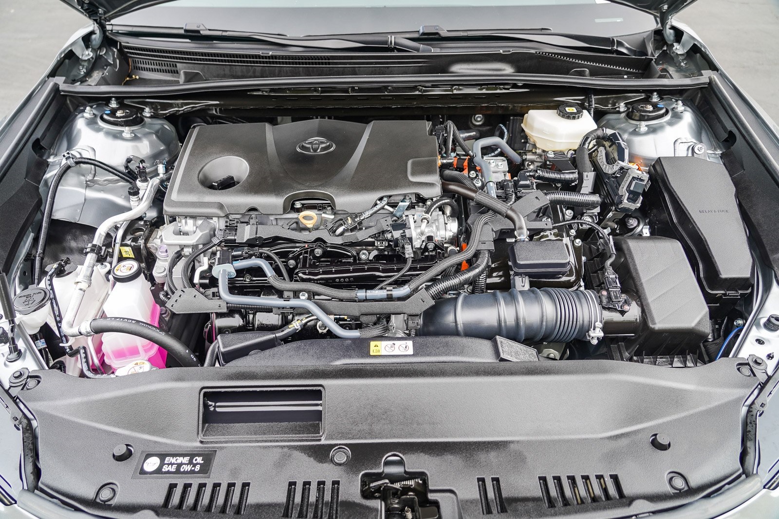 2025 Toyota Camry SE photo 19