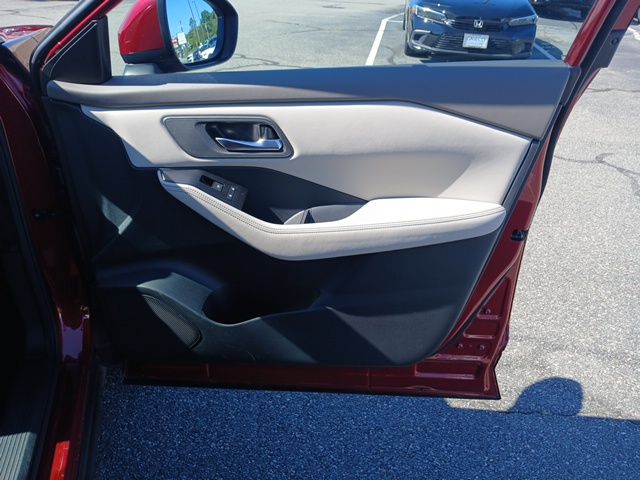 2024 Nissan Rogue SV photo 21