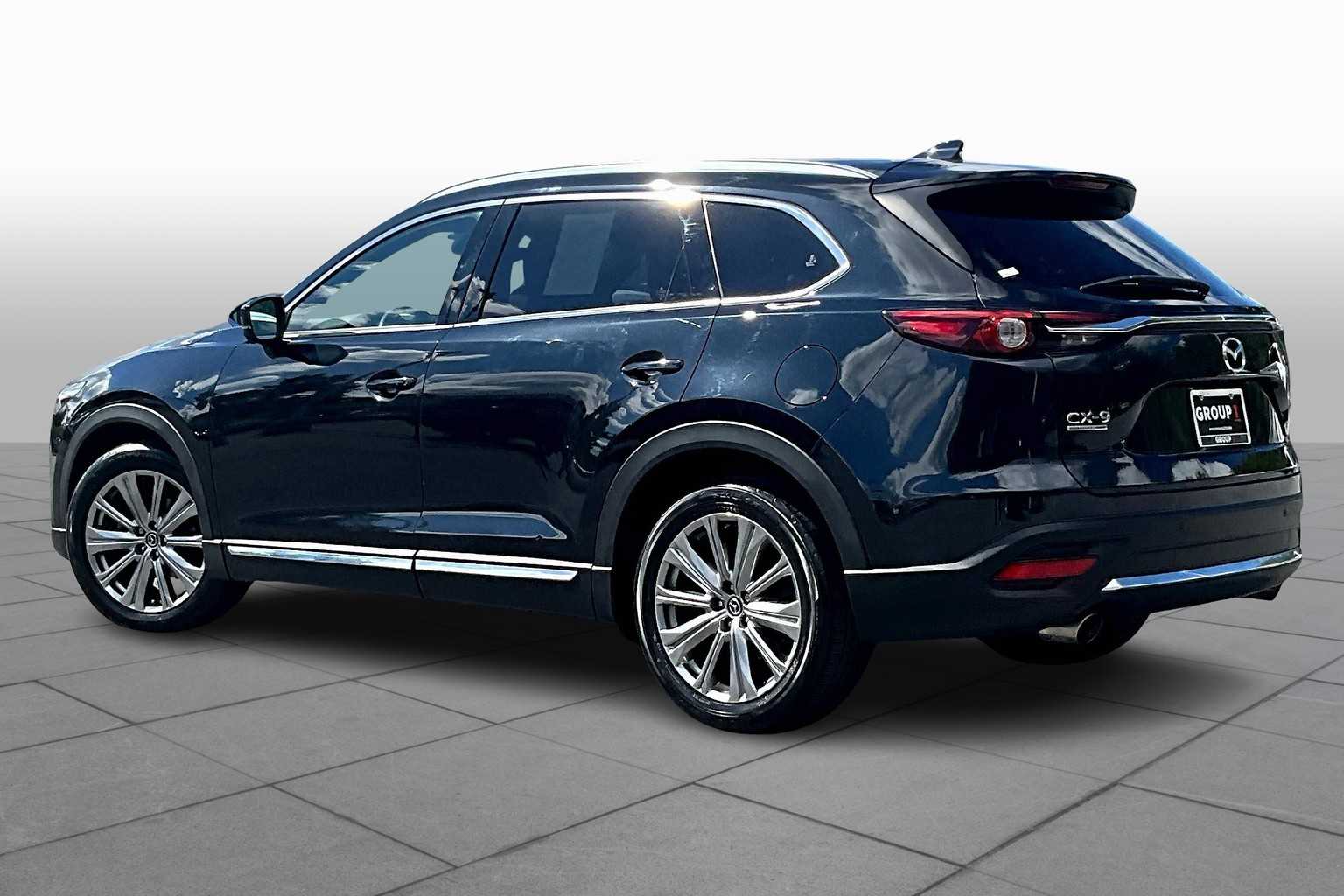 2023 Mazda CX-9 Signature photo 8