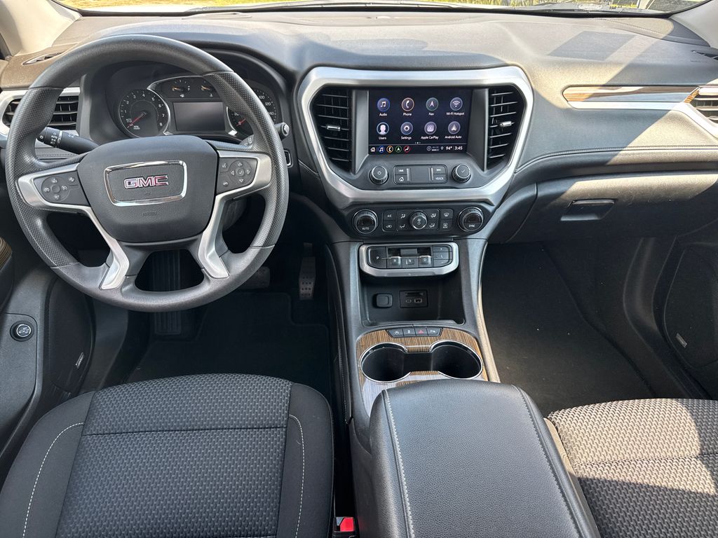 2022 Gmc Acadia SLE photo 20