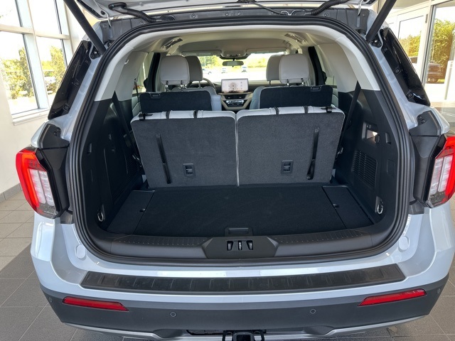 2025 Ford Explorer photo 41