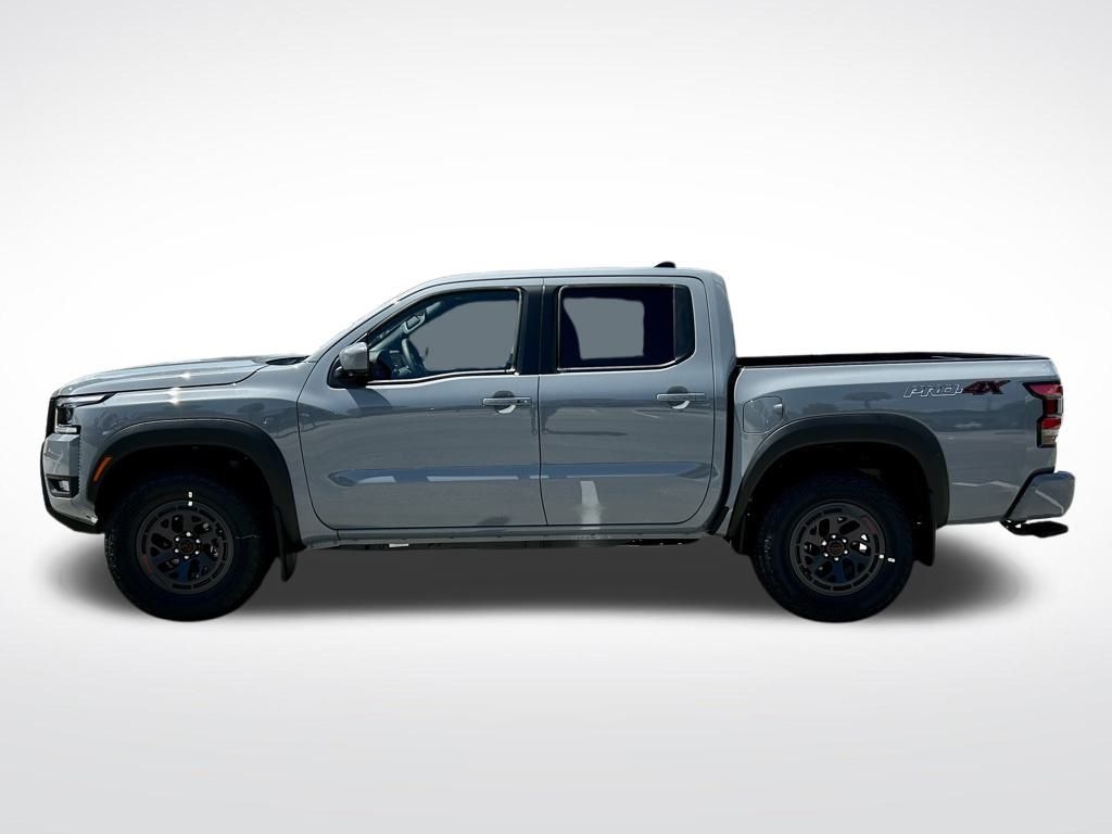 2025 Nissan Frontier PRO-4X photo 3