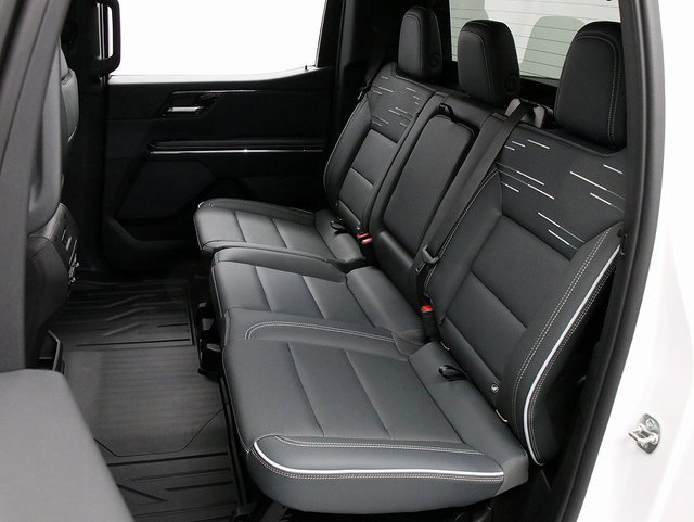 2026 Gmc Sierra EV AT4 photo 13