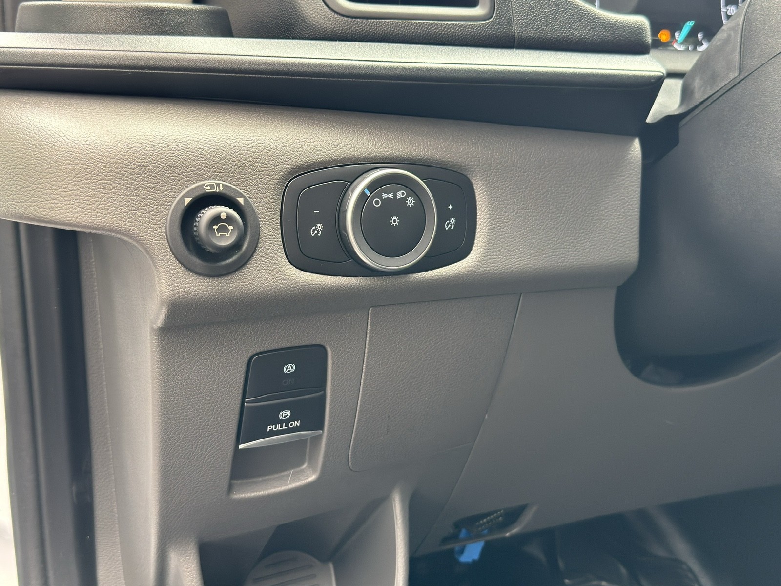 2023 Ford Transit photo 29