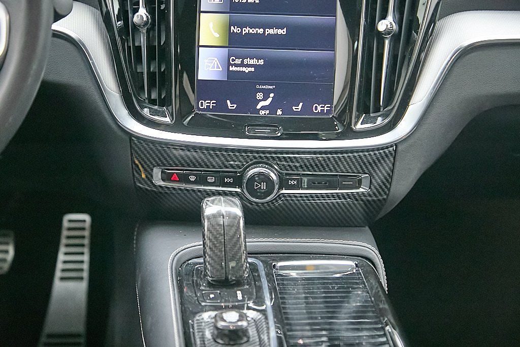 2022 VOLVO S60 - Image 28